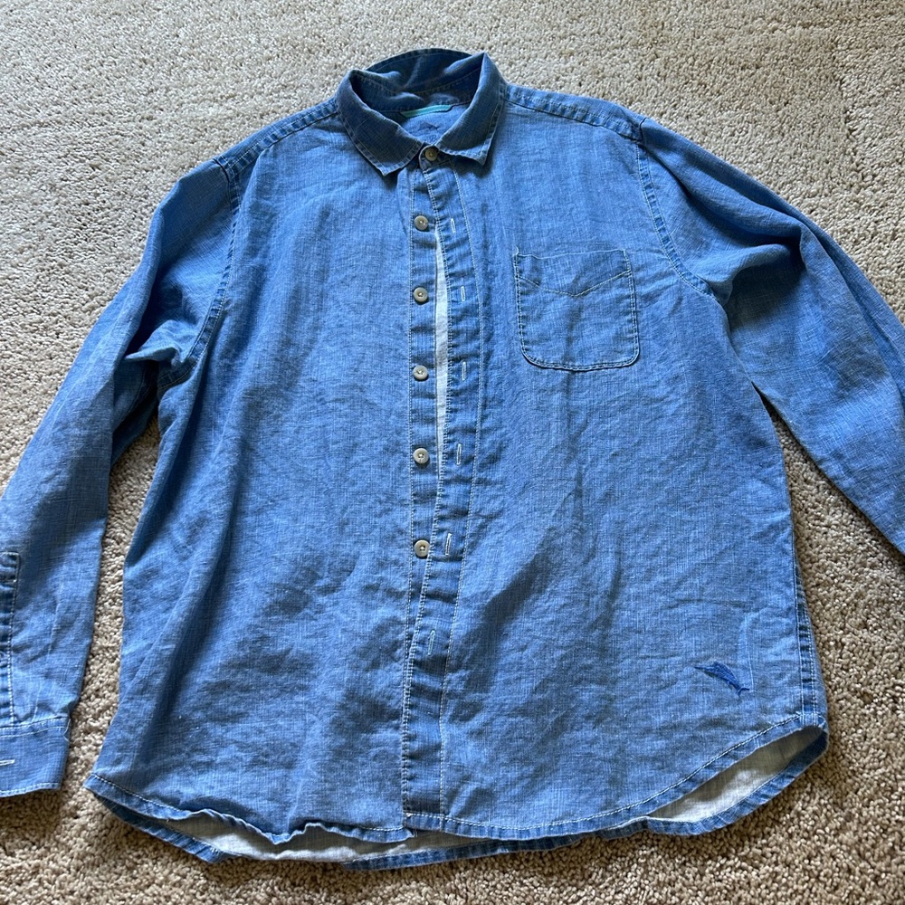 Tommy Bahama Casual Button Down Shirt